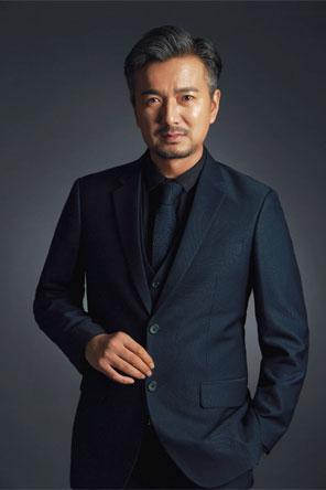 李東 中國男演員